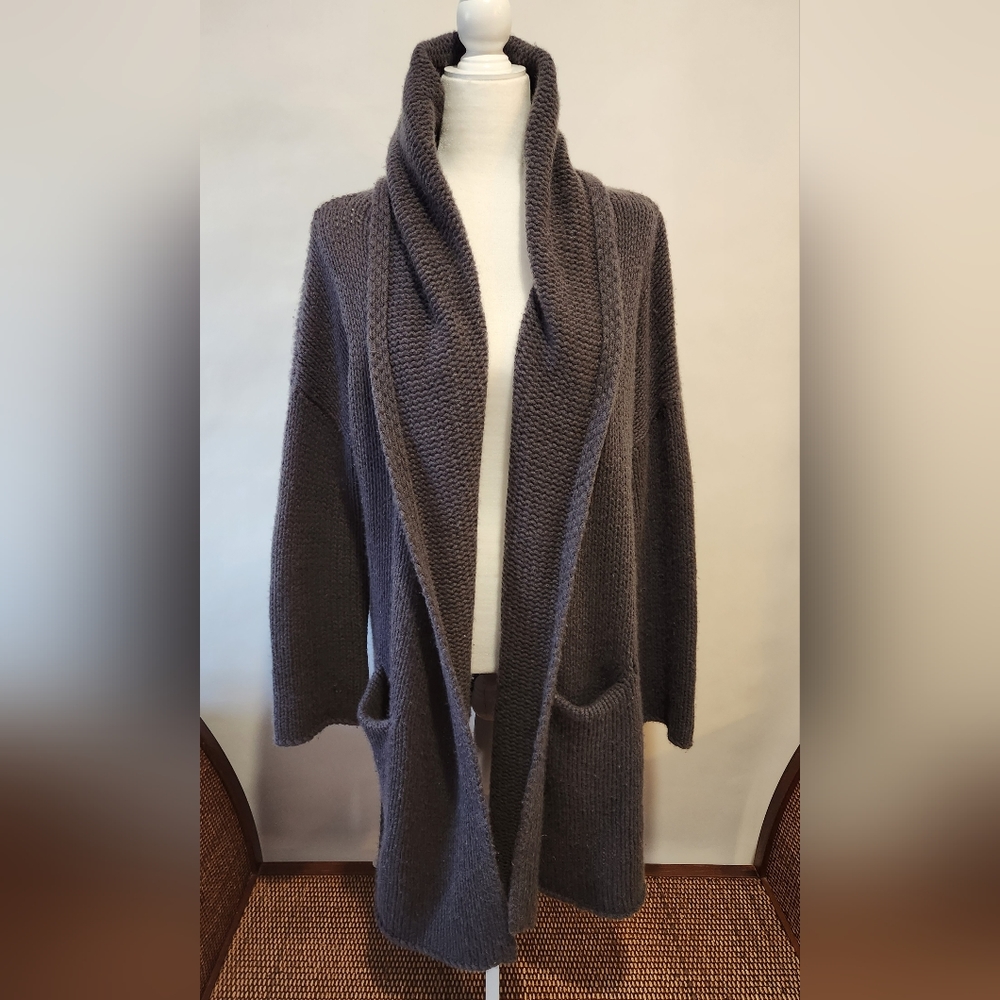 8-ply Casmere hooded coat/cardigan